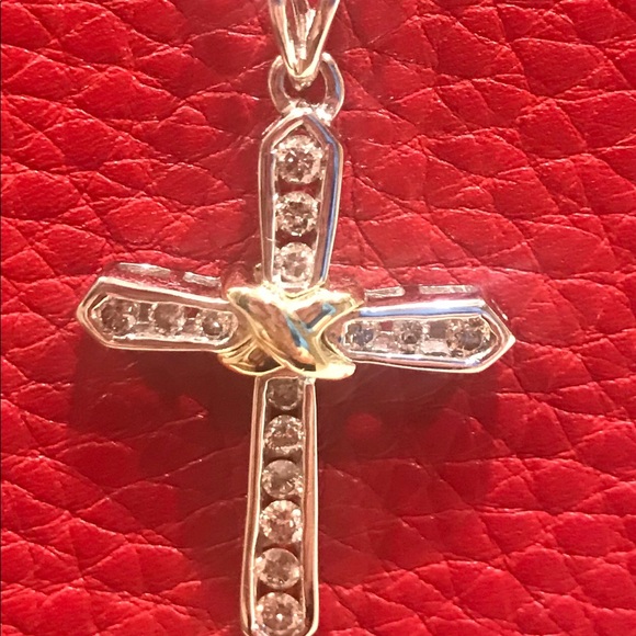 10Karat 2 Tone Diamond Cross w/ chain - Picture 2 of 5